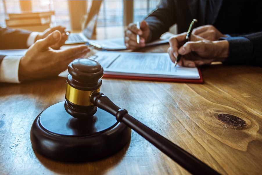 Договірне право